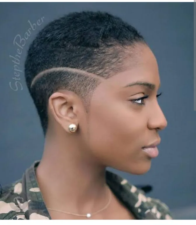 Short natural style with a shaped finish